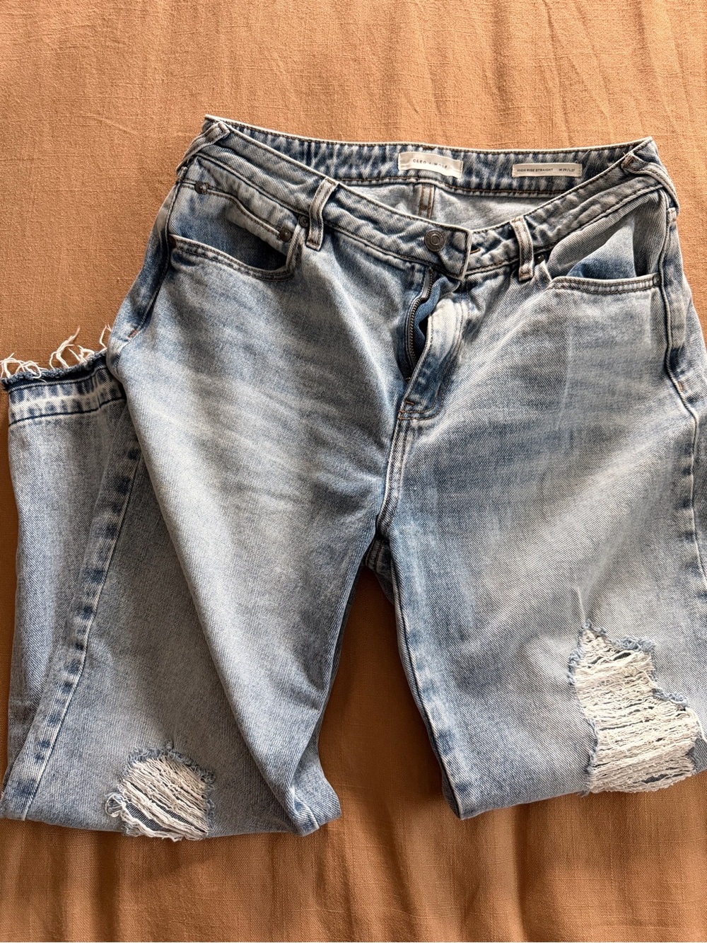 Cleo+Wolf- Light Wash Distressed Denim Jeans - straight leg